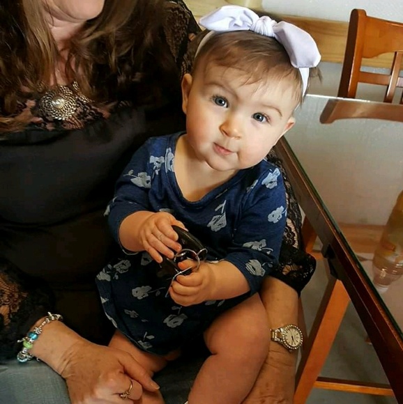 Meet your Posher, Treva - Picture 1 of 1